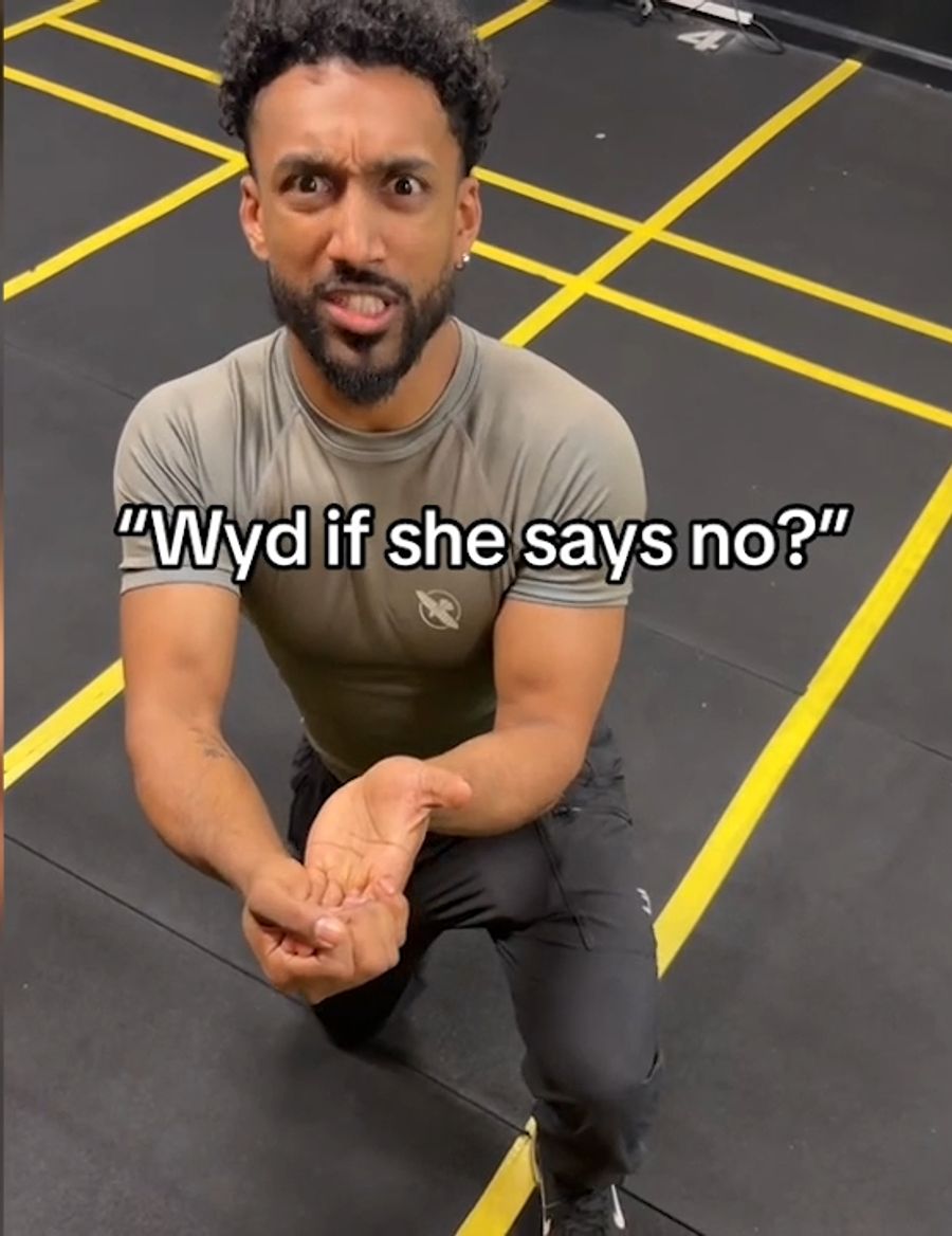 Schläge üben für den Fall, dass sie «Nein» sagt: Solche Videos gehen auf Social Media gerade viral.