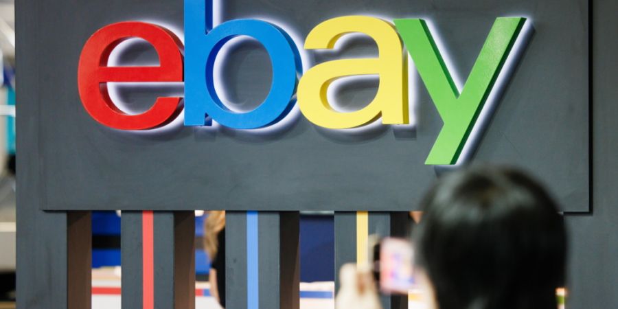 Der Online-Marktplatz eBay lehnt einen Zusammenschluss mit dem Videospiele-Händler Gamestop ab. (Archivbild)