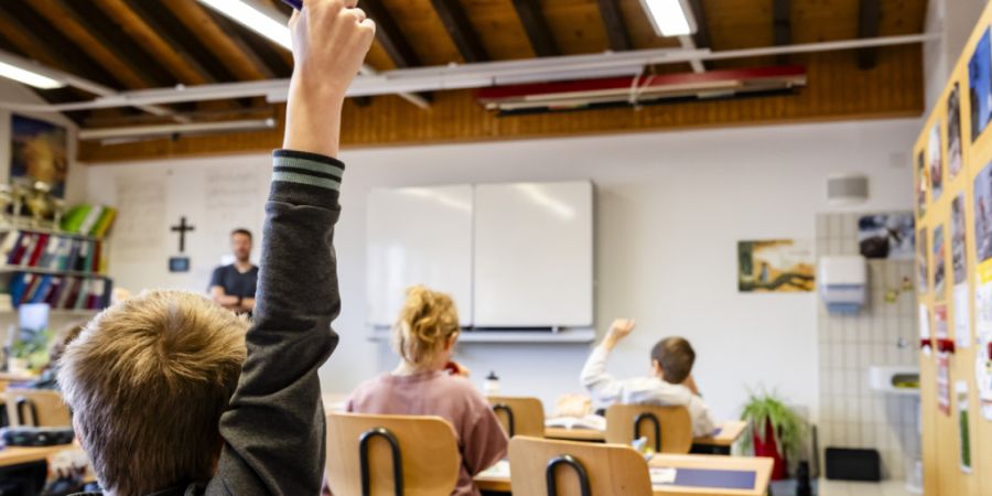 Im Aargau sind aktuell mehr Kinder und Jugendliche in der Schule als 2024/2025. (Symbolbild)