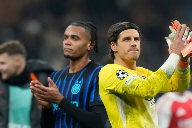 Yann Sommer Manuel Akanji