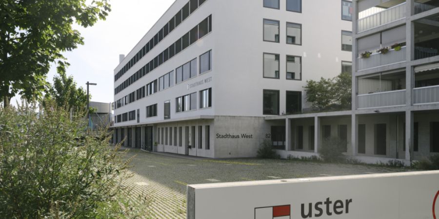 Der Stadtrat von Uster vergibt ein weiteres Mandat zur Aufarbeitung der «Polizei-Affäre». (Archivbild)