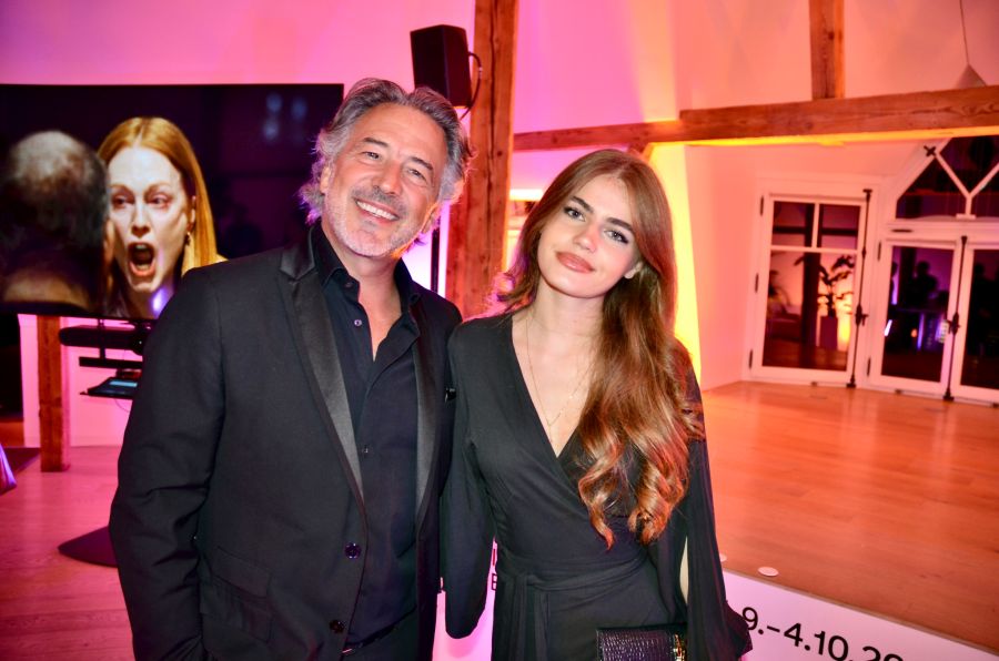 Papa-Tochter-Abend mit Filmflair: Thomas Russenberger mit Tochter Shenay beim exklusiven Swissdent-ZFF-Anlass.