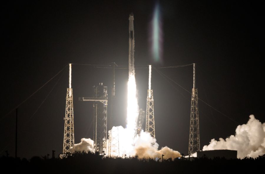 SpaceX ist im Weltraum- und Raketen-Geschäft tätig.