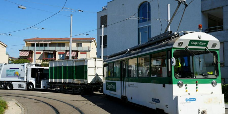 Das Cargo-Tram wird von E-Lastwagen abgelöst, die in den Zürcher Quartieren als mobiler Recyclinghof zur Verfügung stehen.