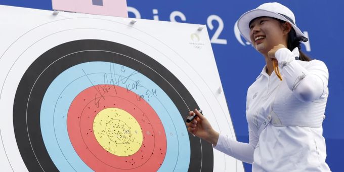 Bei Olympia 2024 sorgt Bogenschützin Lim Sihyeon schon für den ersten Weltrekord. Olympia 2024 Lim Sihyeon