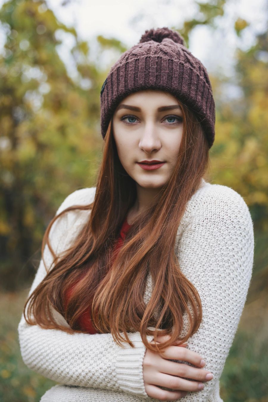 auburn hair girl