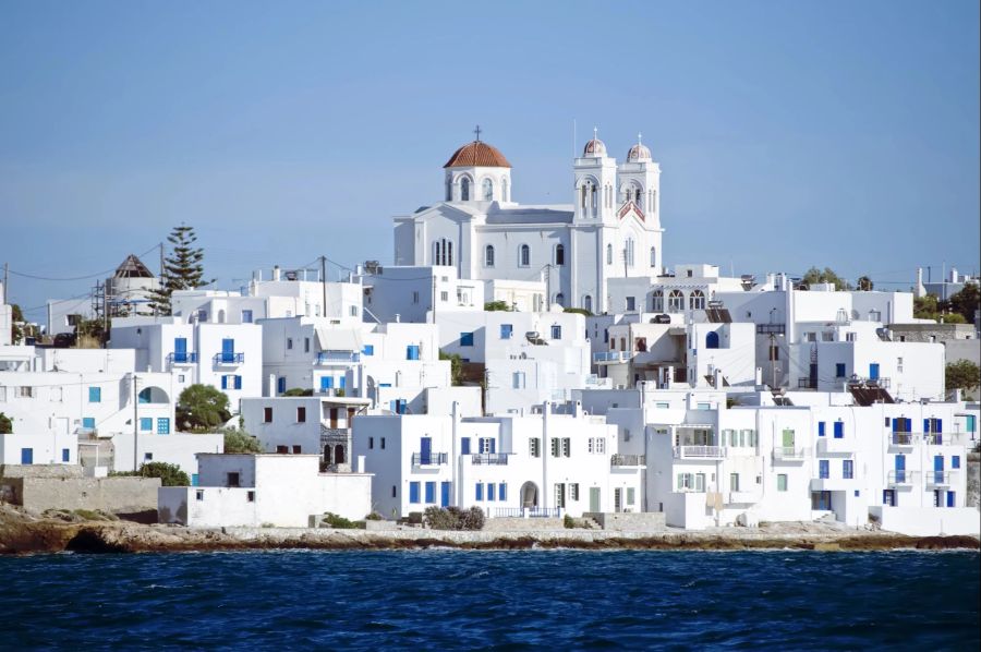 Paros