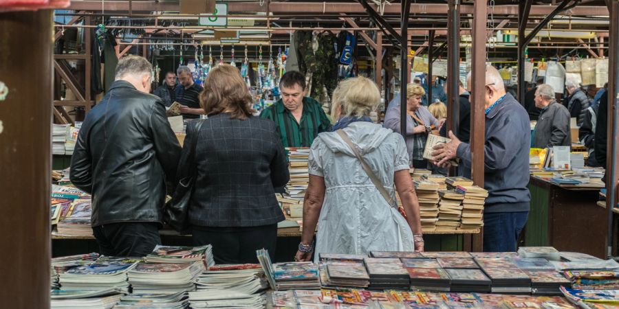 Bücher-Flohmarkt