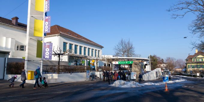 Der Eingang zum Zoo Zürich. Der Eingang zum Zoo Zürich.
