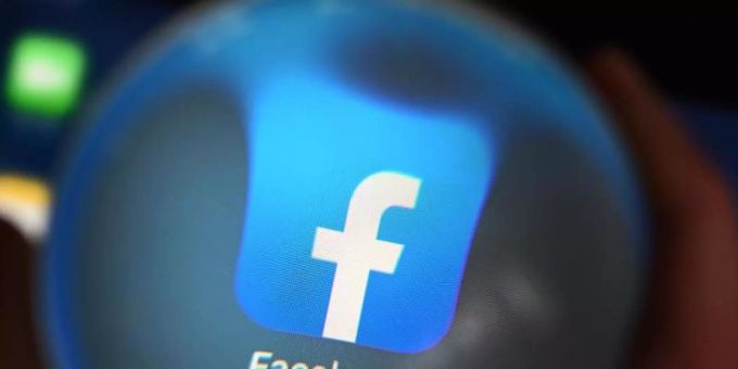 Facebook entschuldigt sich für die Sperrung. Foto: Uli Deck/dpa Facebook entschuldigt sich für die Sperrung. Foto: Uli Deck/dpa