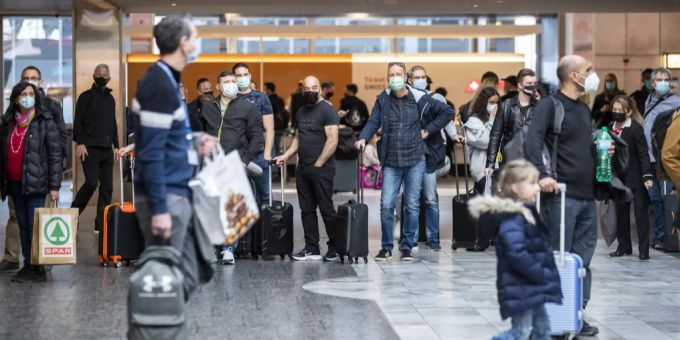 Die Reiselust der Schweizer ist gedämpft, zieht aber an. Flughafen
