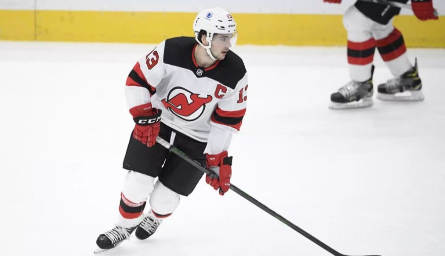 Bei den Devils trifft der Verteidiger auf Landsmann Nico Hischier.