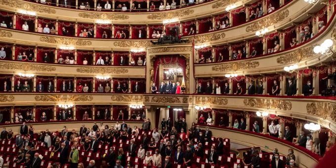 Die Scala in Mailand soll umwelt- und familienfreundlicher werden. Maila·nder Scala