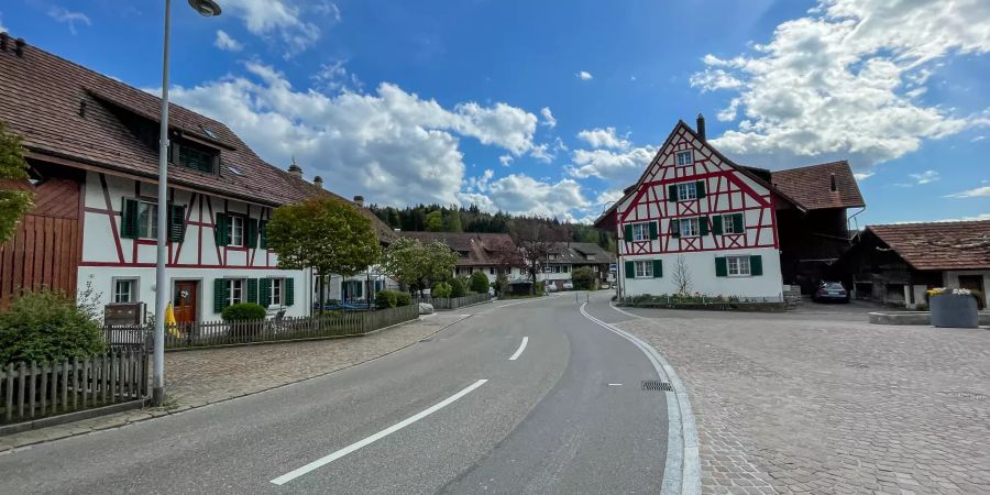 Das Dorfzentrum Boppelsen in der Region Regensdorf.