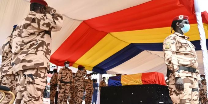 N'Djamena - Verstorbener Präsident des Tschad in Staatszeremonie beigesetzt