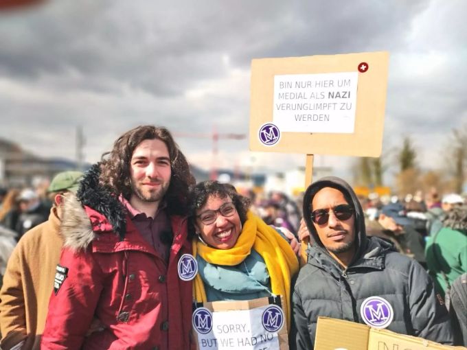 «Mass-Voll»-Gründer Nicolas A. Rimoldi (links) und Mitstreiter an der Demonstration in Liestal BL vom vergangenen Samstag. Nicolas A. Rimoldi Liestal