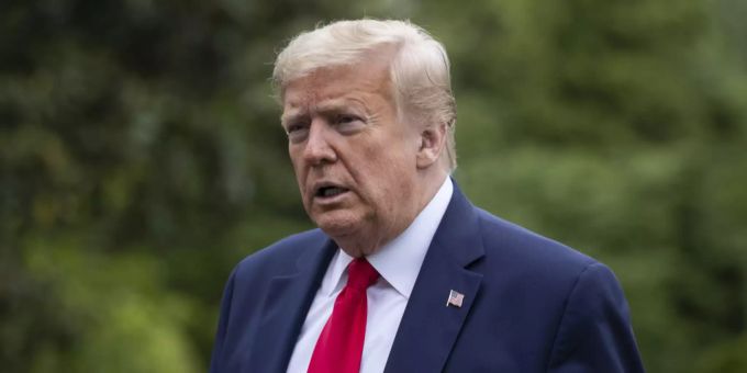 Donald Trump nimmt nach eigenen Angaben Malaria-Medikamente gegen eine Ansteckung mit dem Coronavirus. Trump Coronavirus