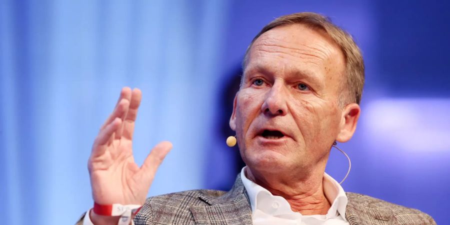 BVB-Geschäftsführer Hans-Joachim Watzke spricht über die Fortsetzung der Bundesliga. Die höchste deutsche Spielklasse dürfte vor der Super League wieder loslegen.