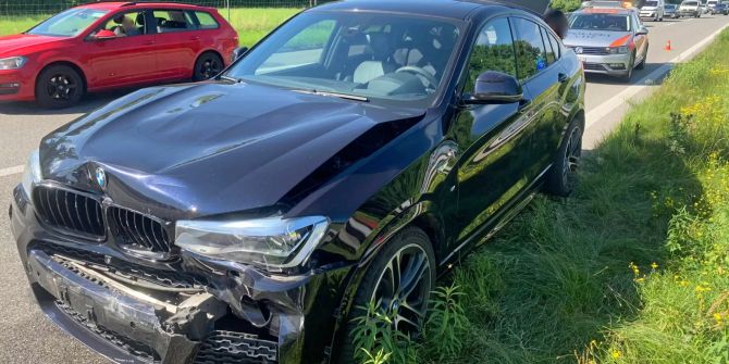Auffahrunfall A14, Fahrrichtung Luzern
