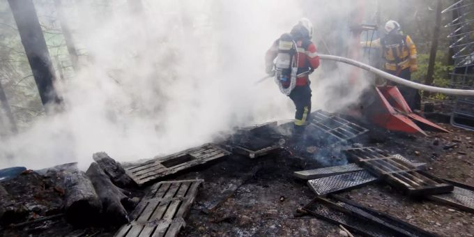 In Fischingen TG ist es am Mittwoch zu einem Waldbrand gekommen. weiler buchegg