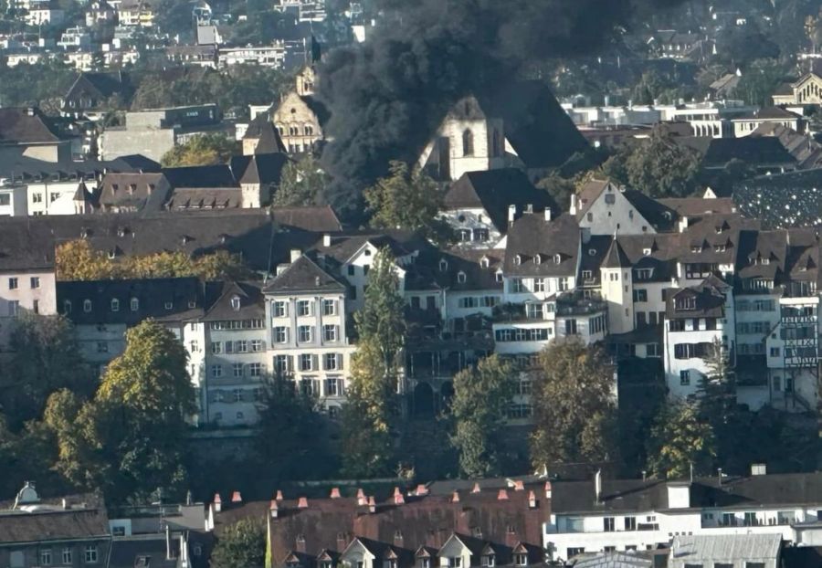 In Basel ist am Mittwoch ein Feuer ausgebrochen.