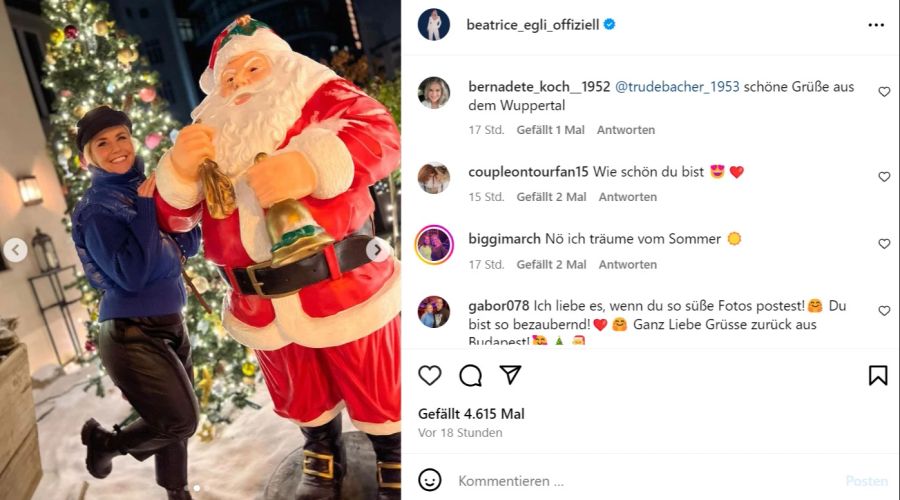 Egli freut sich über die Weihnachtsdeko.