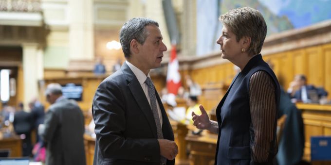 Die FDP fällt im Ständerat deutlich hinter der Mitte zurück – steht damit der zweite freisinnige Bundesratssitz in Frage? Wahlen 2023 Ständerat Ständeratswahlen