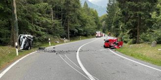 Maienfeld GR - Frontalcrash fordert fünf Verletzte – zwei davon schwer