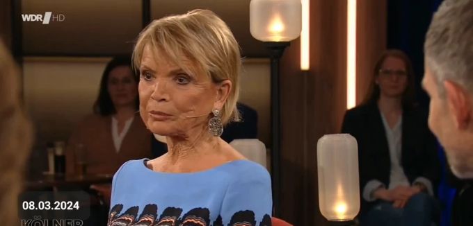 Uschi Glas spricht im «Kölner Treff» über Mobbing als Kind und vertut sich bei der Wortwahl. Kölner Treff Uschi Glas