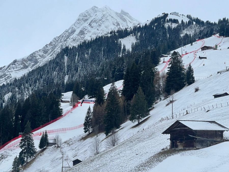 Auf der Weltcup-Piste in Adelboden liegt heute eine Schneedecke von rund 50 Zentimeter.