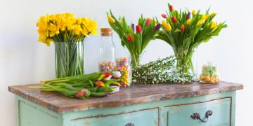 Bunte Blumen auf Kommodo
