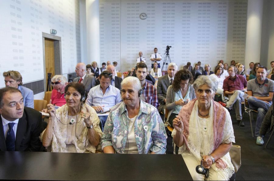 Die Urteilsverkündung des UN-Gerichthofs in Den Haag wegen der Gräueltaten im bosnischen Dorf Srebrenica, Juli 2014.