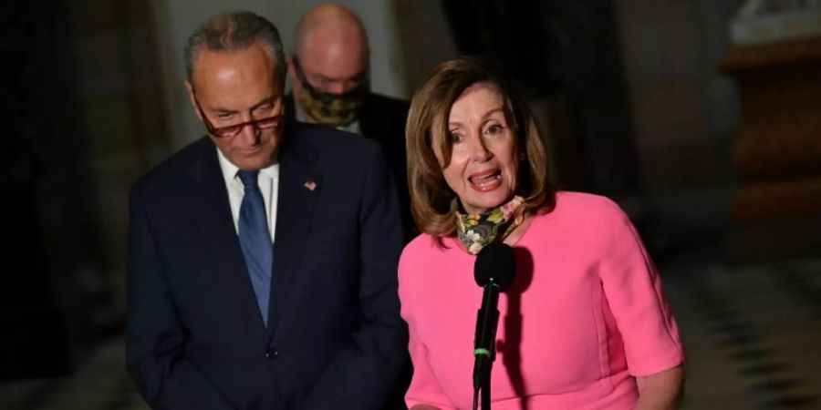 Oppositionsführerin Pelosi und Senator Schumer