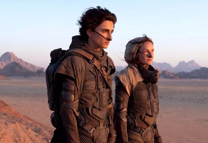 Timothée Chalamet und Rebecca Ferguson in einem ersten Einblick in den neuen Film «Dune». dune