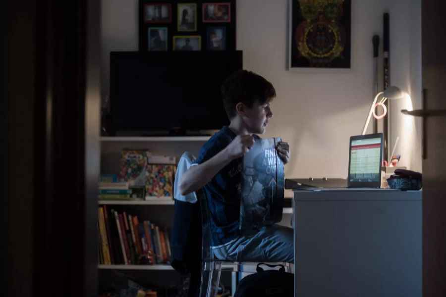 Fernunterricht Schüler Laptop