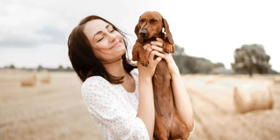 Frau mit Hund