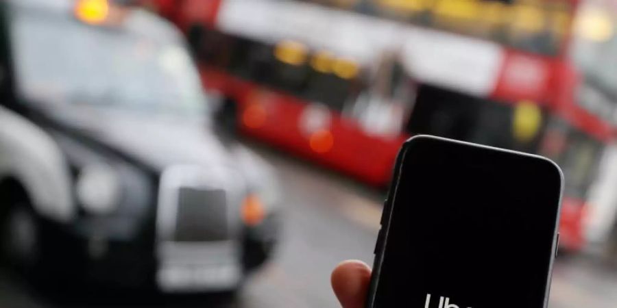 Die Londoner Transportbehörde TfL hatte Uber die Gefährdung von Kunden vorgeworfen und Ende November 2019 die Lizenz entzogen. Dagegen ist das Unternehmen erfolgreich in Berufung gegangen. Foto: Kirsty Wigglesworth/AP/dpa
