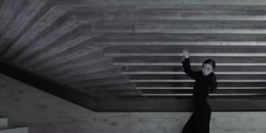 Das St. Galler Tanzensemble nutzte die «Zwischenzeit» während des Corona Lockdowns für den Dreh eines Tanzfilms. «720°» ist eine Hommage an die Architektur des Theatergebäudes.