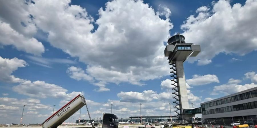 Berliner Flughafen Schönefeld