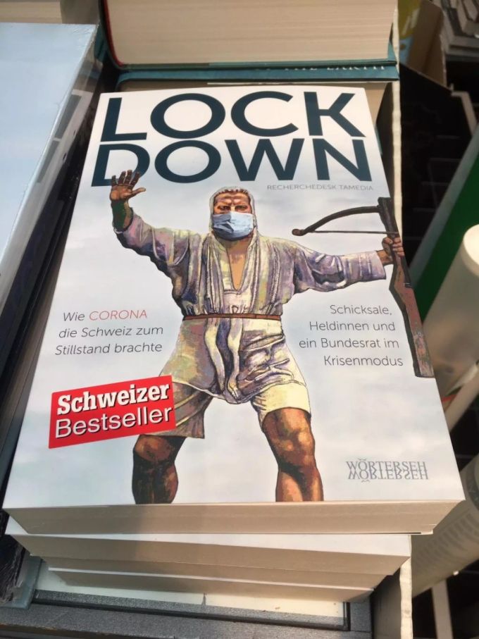 Ein Leser-Reporter fotografierte das neue «Lockdown»-Buch – dieses trägt einen Kleber mit der Aufschrift «Schweizer Bestseller». lockdown coronavirus