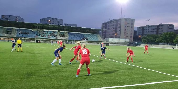 Team Etoile Carouge Servette Féminin 2 vs. FC Erlinsbach. FC Erlinsbach
