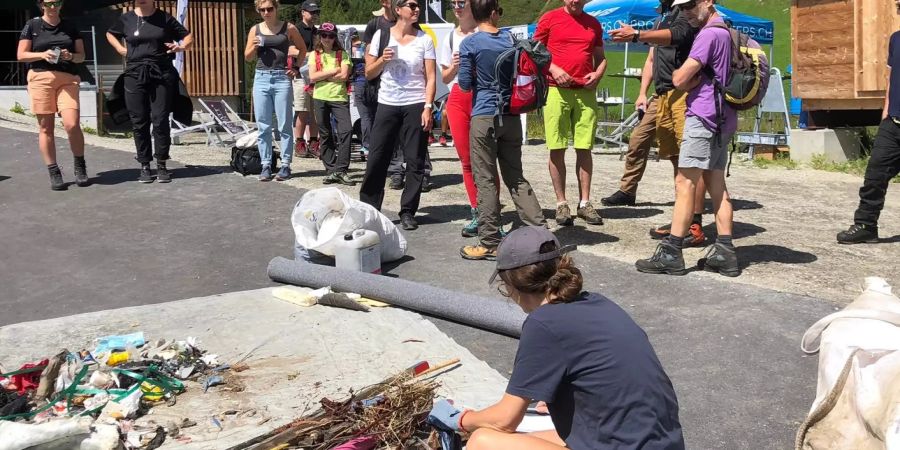 Gelungener Clean-up-Day in Andermatt