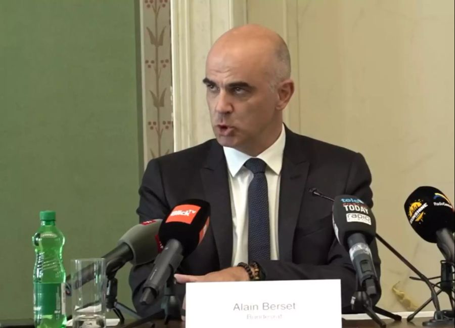 Alain Berset Zug Coronavirus