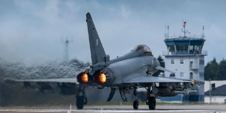 In Estland kontrollieren deutsche Eurofighter im Nato-Auftrag den Luftraum über dem Baltikum.