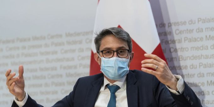 Der Präsident der Konferenz der kantonalen Gesundheitsdirektoren, Lukas Engelberger, an einer Medienkonferenz zum Thema Coronavirus, im Februar 2021. Lukas Engelberger Coronavirus Impfung