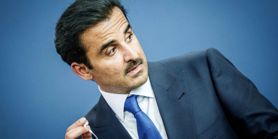 Der Emir von Katar, Scheich Tamim Bin Hamad Al Thani, nimmt an einer Pressekonferenz teil.