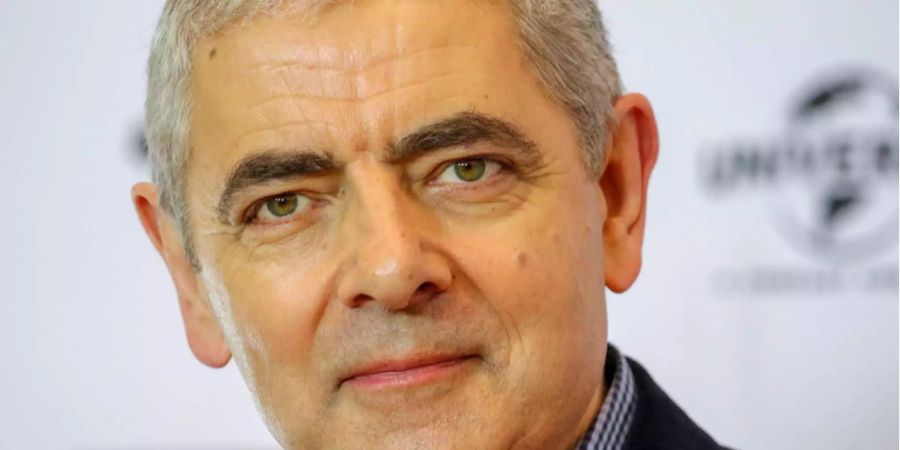 Rowan Atkinson vermeidet es laut eigenen Angaben, seine eigenen Filme anzuschauen. Dafür kann er sich für altmodische Dinge begeistern.