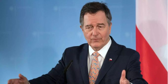 Der chilenische Aussenminister Roberto Ampuero spricht während einer Pressekonferenz. Der chilenische Aussenminister Roberto Ampuero spricht während einer Pressekonferenz.