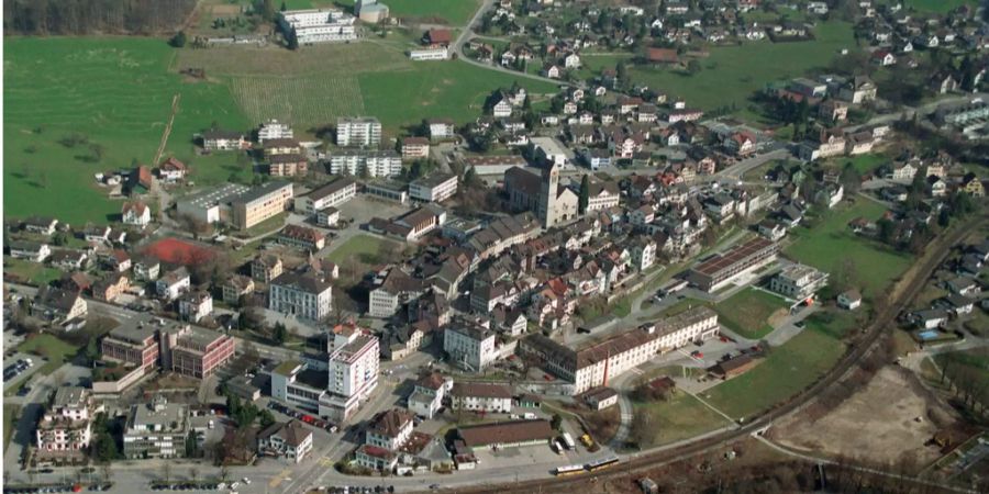 uznach