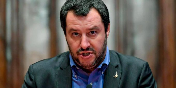 Lega-Chef Matteo Salvini fordert trotz der Mahnungen des Staatschefs neue Wahlen in Italien: Sie seien der «Königsweg». Wahlen Italien Lega